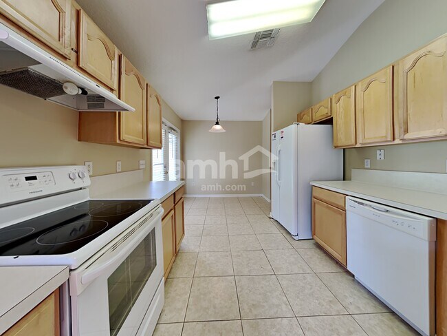 Foto del edificio - 2140 Creekmont Dr