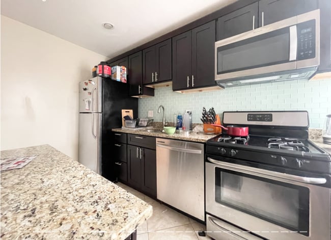 Foto del edificio - 2 Wyman Pl