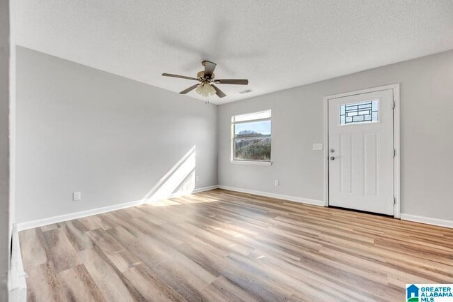 Foto del edificio - 5530 St James St