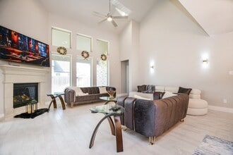 Building Photo - 3430 Majestic Pne Ln