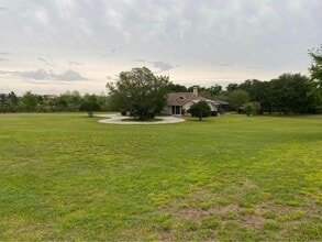 Building Photo - 17310 Amber Sweet Ln