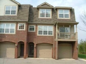 Building Photo - 2721 Barclay Way