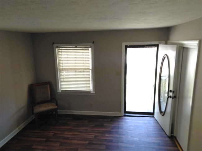 Building Photo - 314 Brookwood Ave