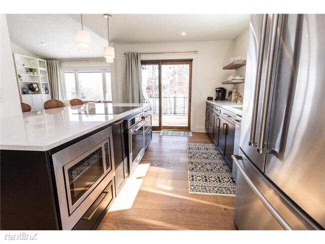 Foto del edificio - 4 br, 2 bath House - 8312 140th Street Court