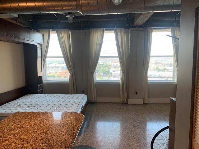Foto del edificio - 221 W Lancaster Ave