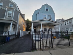 Building Photo - 25 Girard Ave