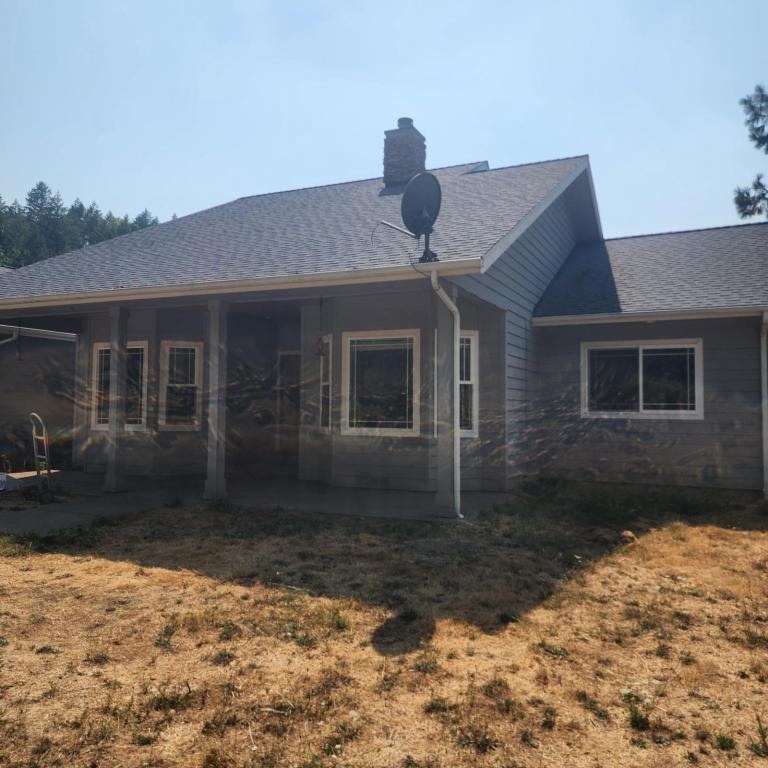 Primary Photo - 136 Ferry Rd