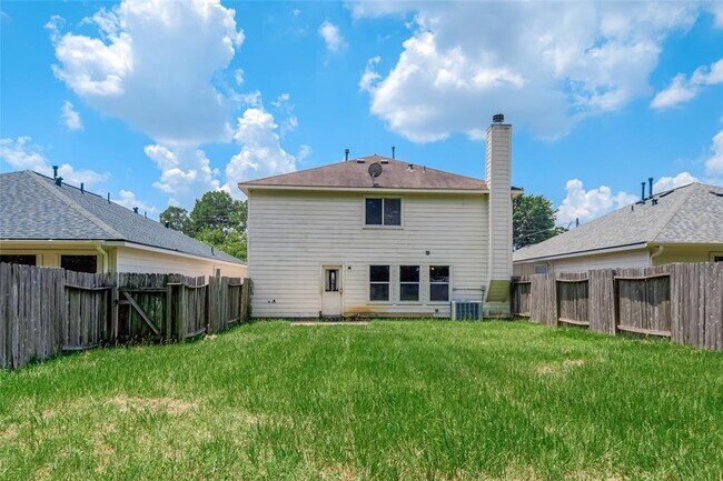 Building Photo - 5010 Willow Point Dr