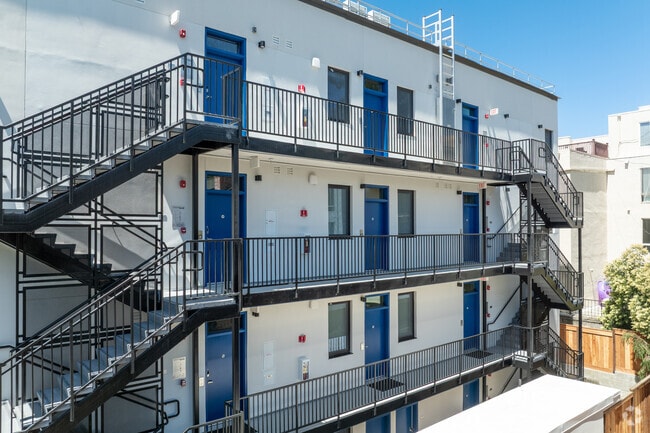 Entrance - Special Promo! Private Bed near UC Berkeley!