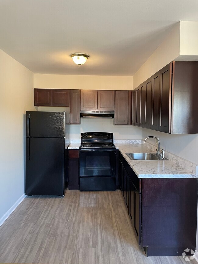 Apartments For Rent in West Atlantic City NJ with Hardwood Floors 1