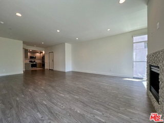 Building Photo - 1232 Kings Rd
