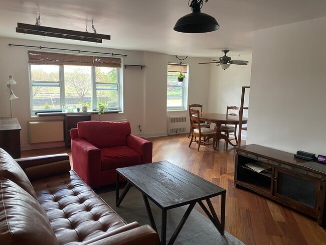 Photo - 3065 Sedgwick Ave Apartment