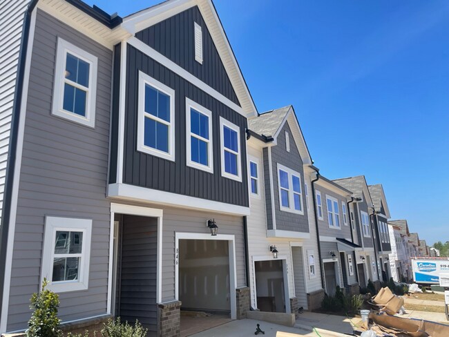 Building Photo - 842 Angel Oaks Ct