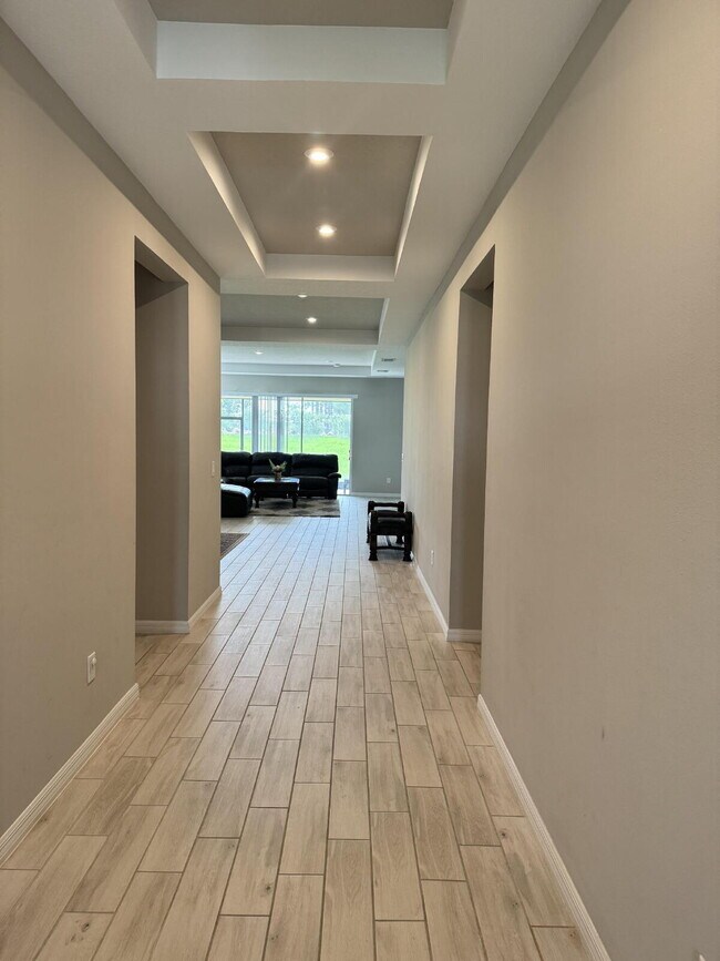 Foto del edificio - Welcome to your dream home in the highly d...