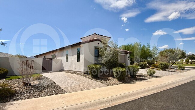 Foto del edificio - 11320 N Northfield St