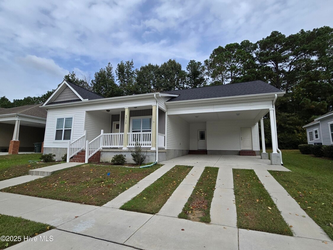 Foto principal - 1715 Sassafras Ct