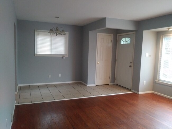 Photo - 30043 Grandview St Apartment