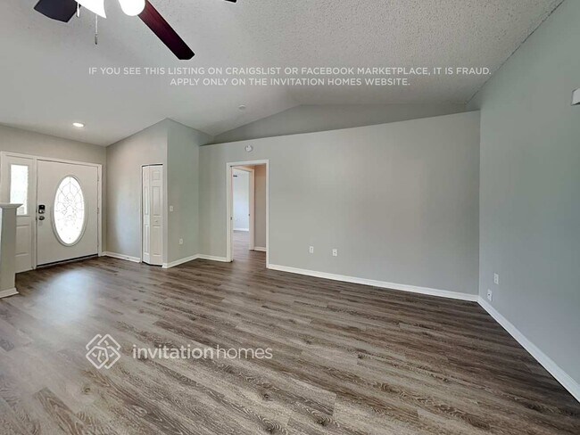 Foto del edificio - 2838 56th Ave Cir E