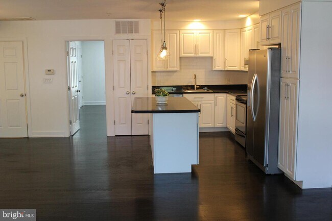 Foto del edificio - 60 W State St