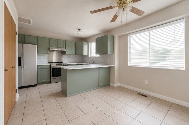 Building Photo - 2930 Dunsmoore Way