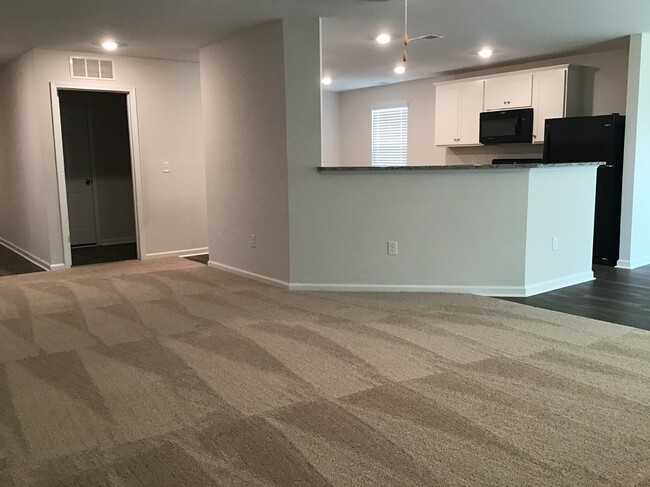 Foto del edificio - 7108 Brittany Pointer Ct