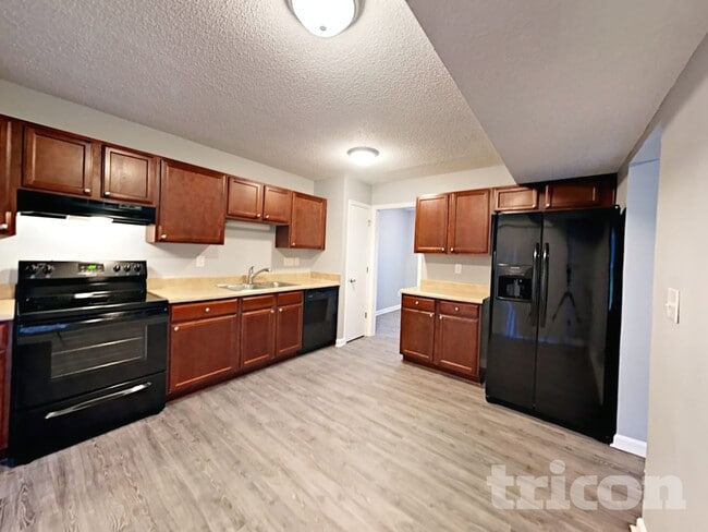 Foto del edificio - 2900 Silkstream Ln