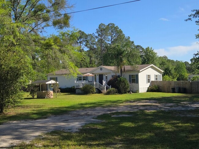 Building Photo - 2233 Indigo Ave