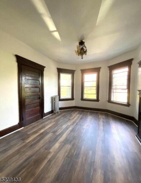 Primary Photo - 24 Hine St