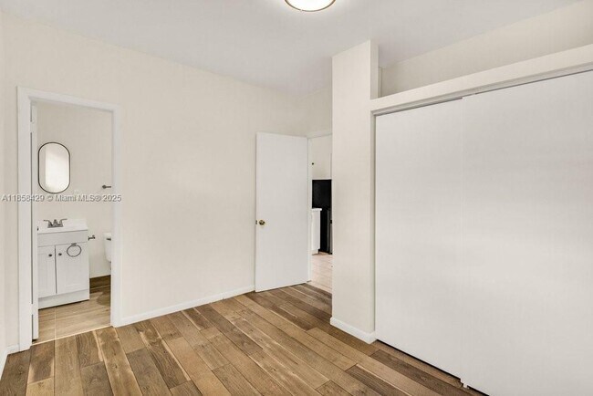 Foto del edificio - 8330 SW 41st St