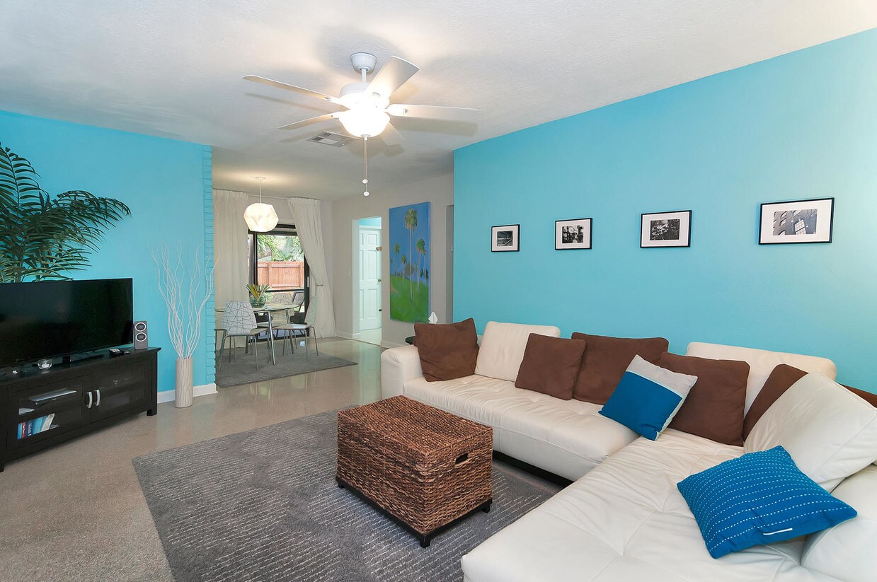 Primary Photo - Audrey Place in Wilton Manors