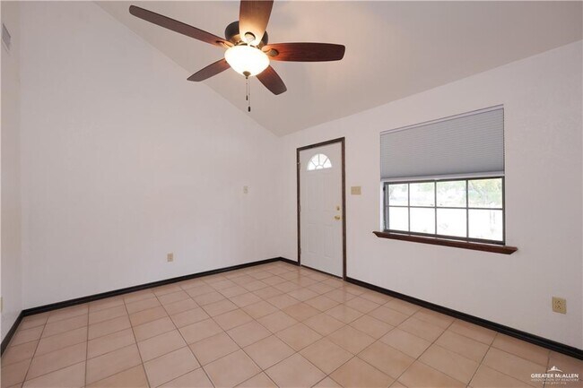 Foto del edificio - 603 N Houston St