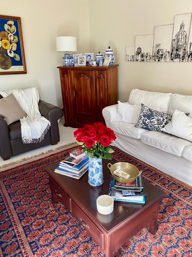 Foto del edificio - 380 Greendale Ct