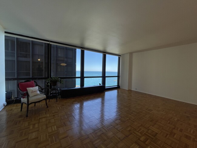 Foto del edificio - 900 N Lake Shore Dr