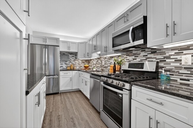 Building Photo - 4515 Willard Ave