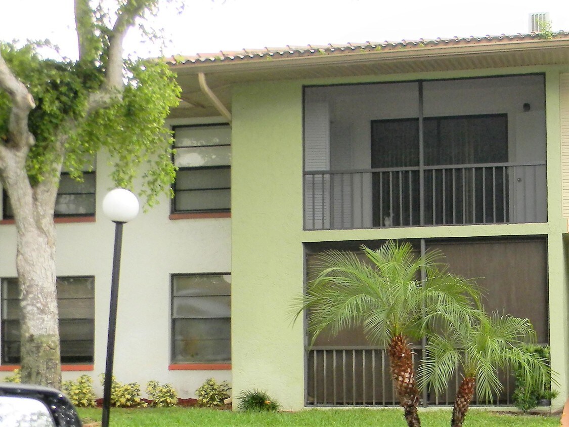 9960 Pineapple Tree Drive 209 - 9960  Pineapple Tree Drive 209