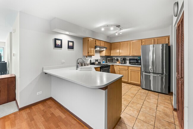 Foto del edificio - 34 Coolidge Ct