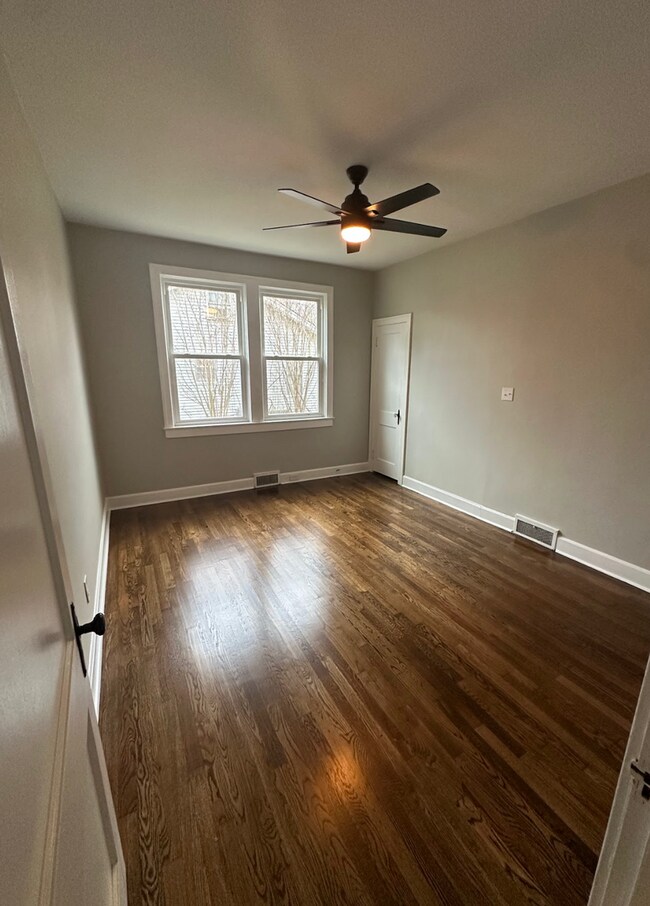 Foto del edificio - Stunning Historic Home - Sheffield, AL