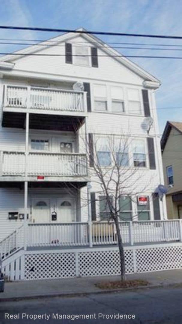 Building Photo - 118 Chad Brown St