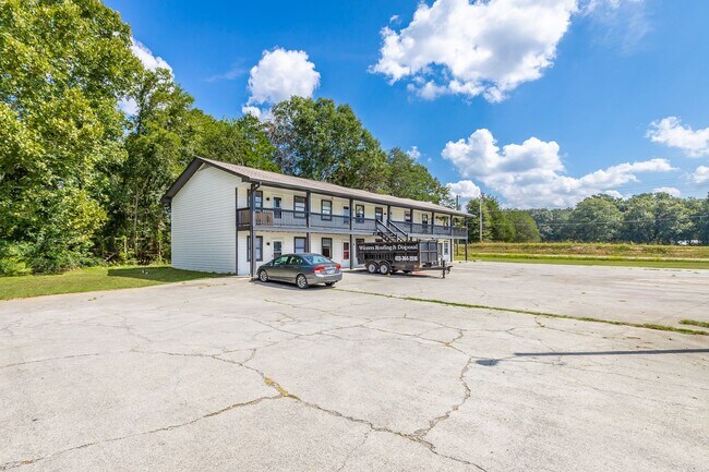Foto del edificio - 7437 Private Ln