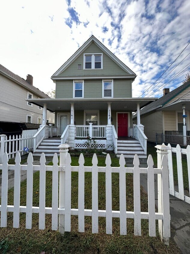 1161 Rowley Ave, Cleveland, OH 44109 Townhome Rentals in Cleveland OH