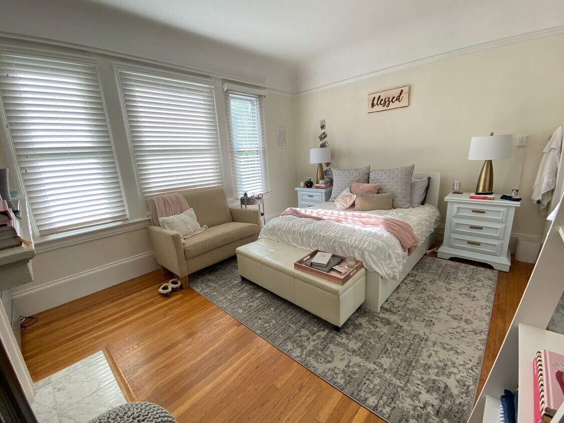 Living Room used as a Bedroom - 1298 Filbert St
