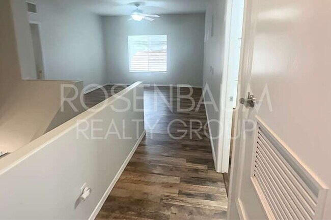 Foto del edificio - Beautiful 3-bedrooms, 2.5-baths home in th...