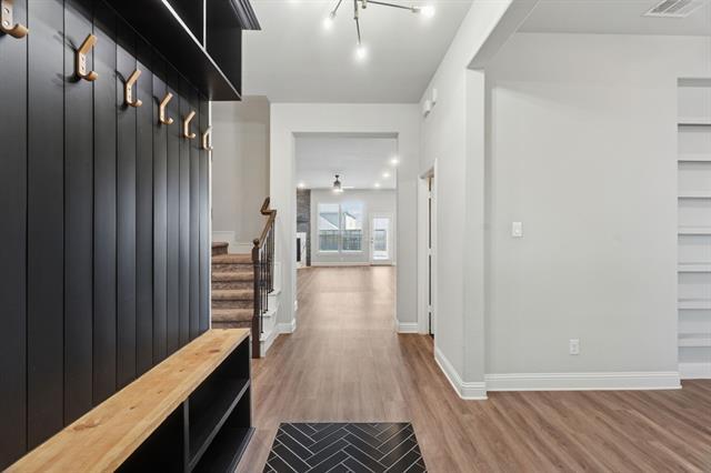 Foto del edificio - 16009 Brelsford Pl