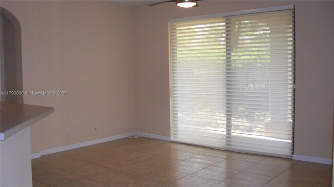 Building Photo - 1651 Passion Vine Cir