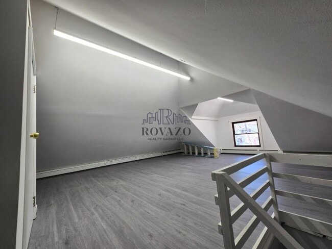 Foto del edificio - 1549 Morris Pl