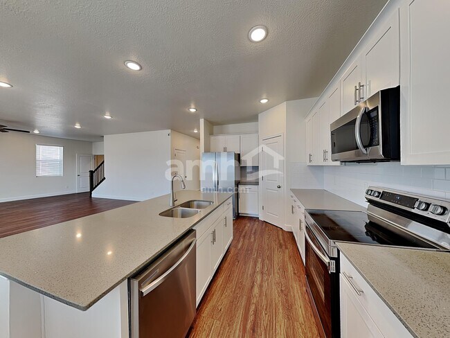 Foto del edificio - 1287 N Wagon Wy