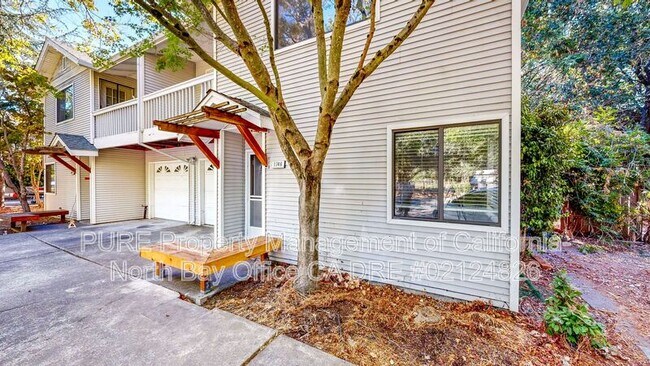 Building Photo - 1746 Mount Olive Dr