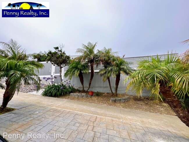 Building Photo - 1 br, 1 bath House - 4777 Santa Cruz Ave.