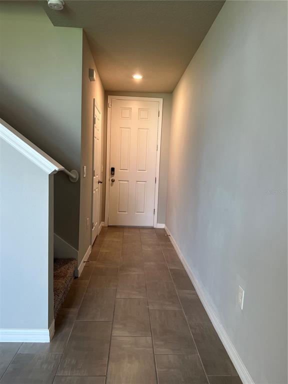 Building Photo - 582 Amadoras Wy