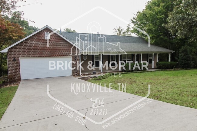 Building Photo - 808 Pioneer Dr